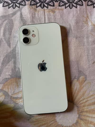 Apple iPhone 12
