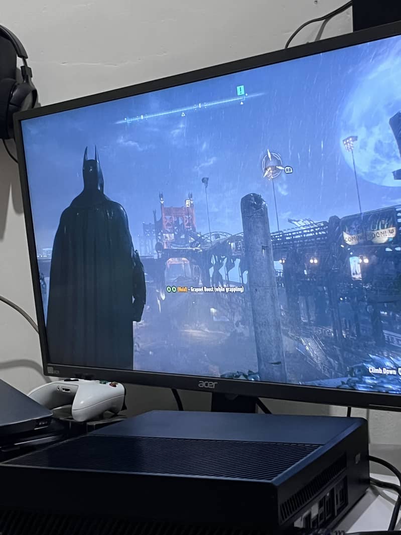 Xbox one sealed with Original Controller 6