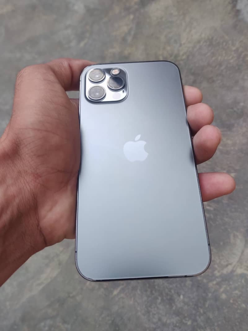 Apple iPhone 12 Pro 0
