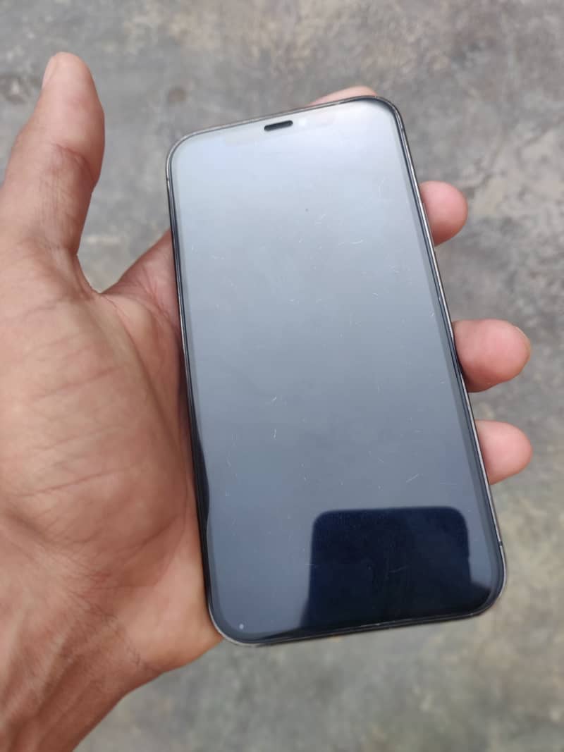 Apple iPhone 12 Pro 1