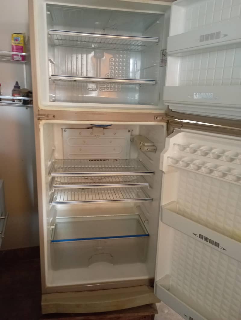 Dawlance Refrigerator 3