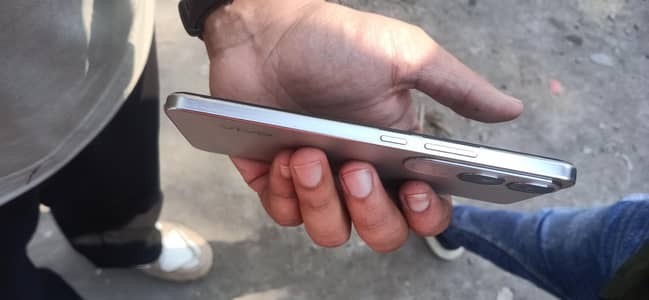 Vivo Y200