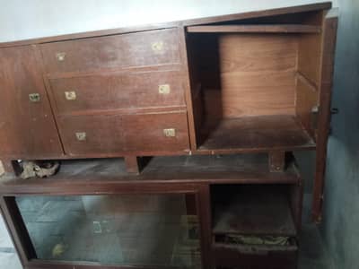 clothes almari