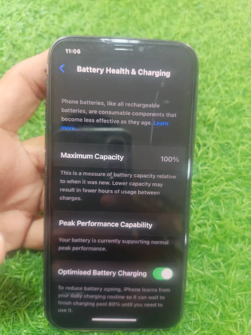 Apple iPhone X 3