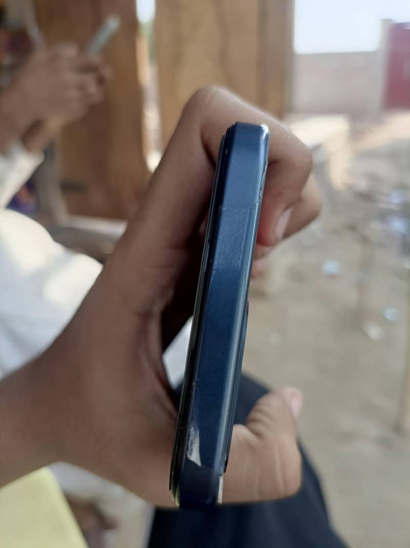 OPPO A6 4G 2