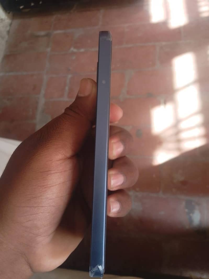 OPPO A6 pro 3