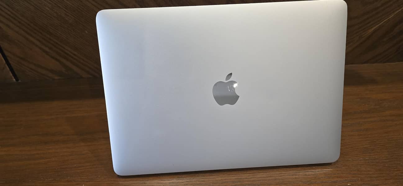 Macbook air 1