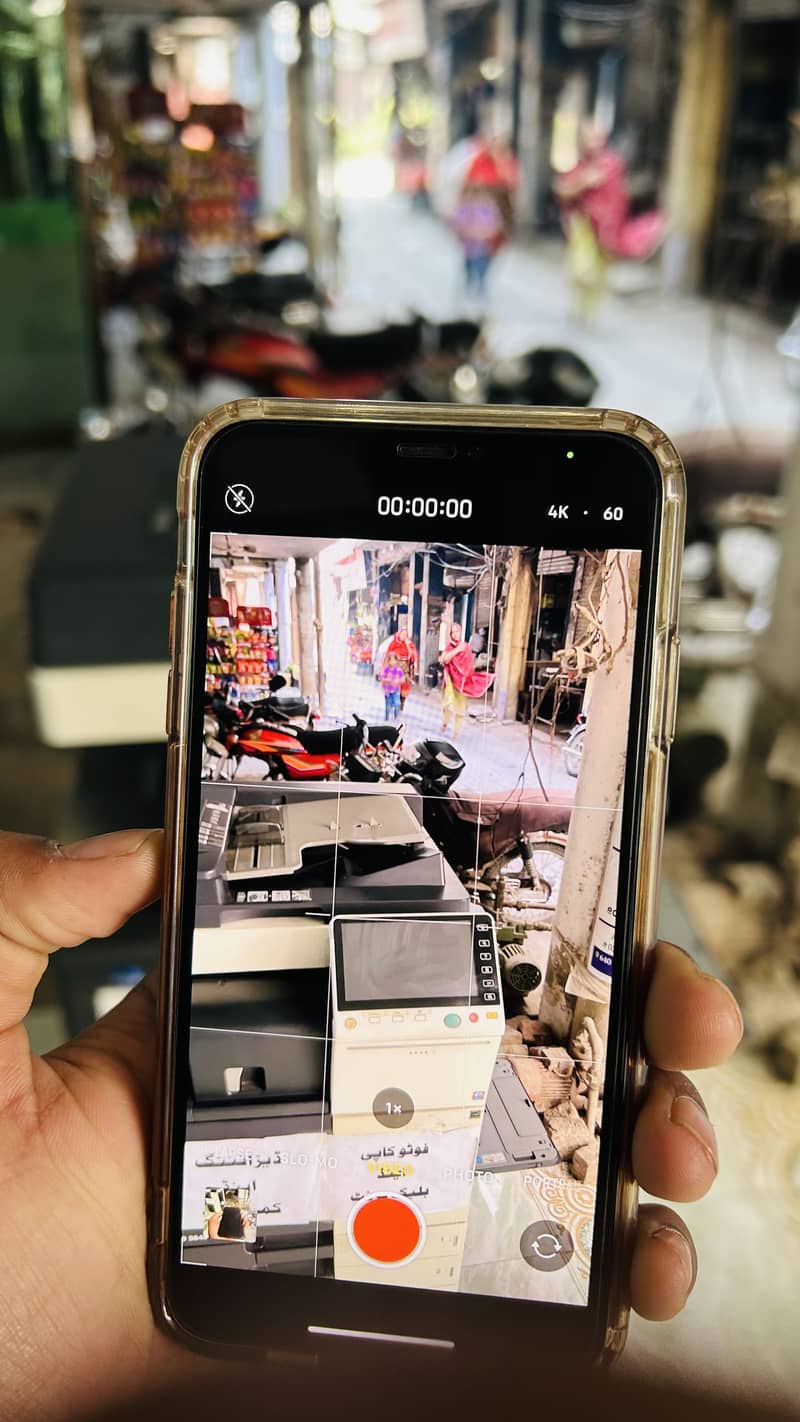 Apple iPhone XS Max 2