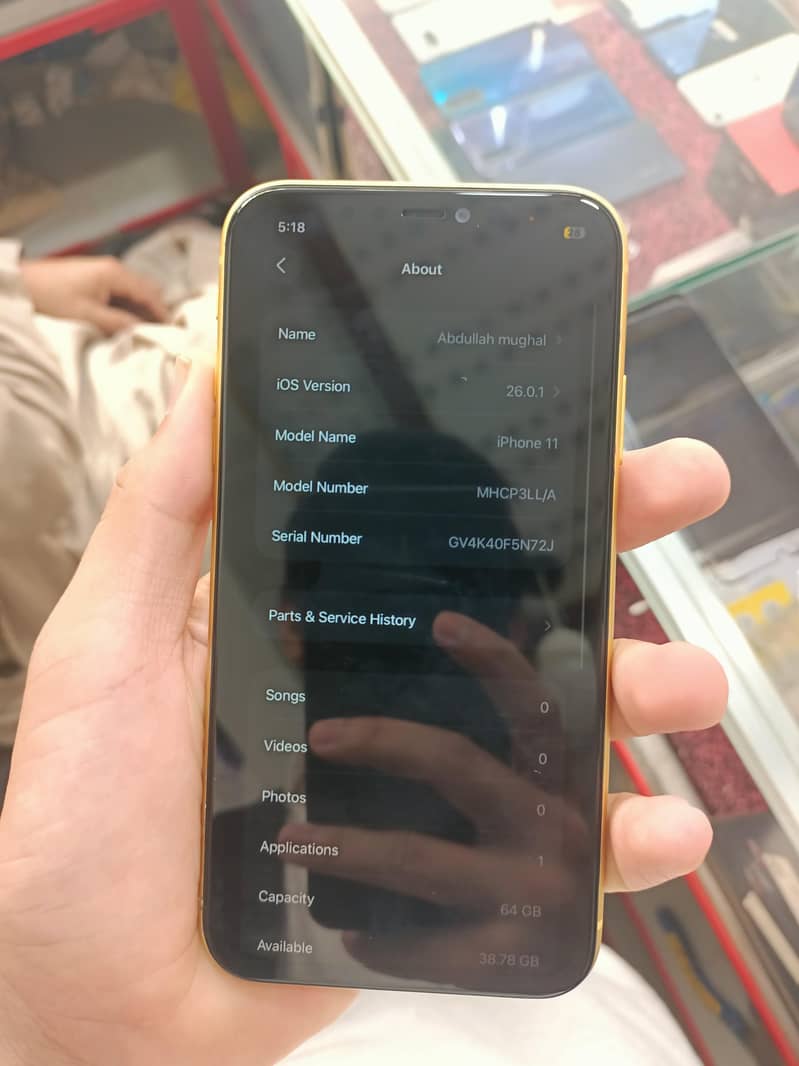 Apple iPhone 11 0