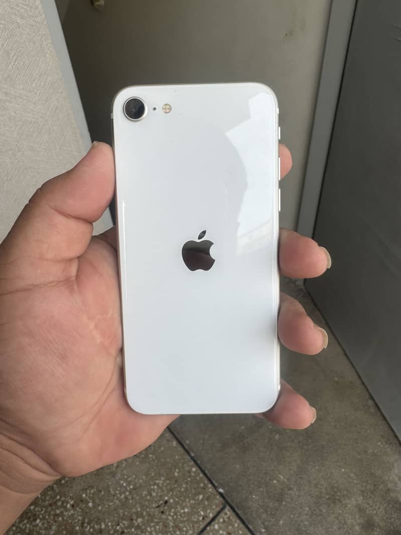 Apple iPhone SE 0