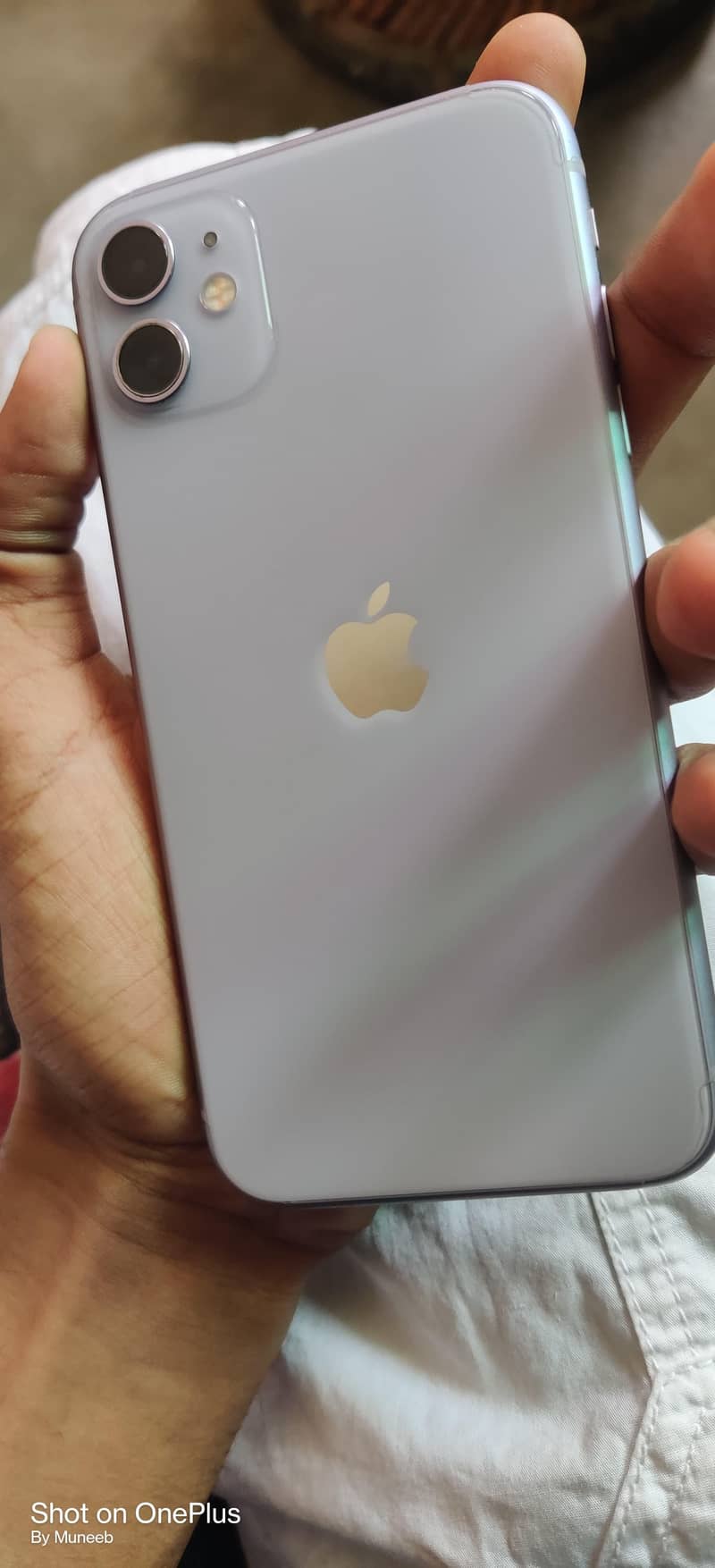Apple iPhone 11 0
