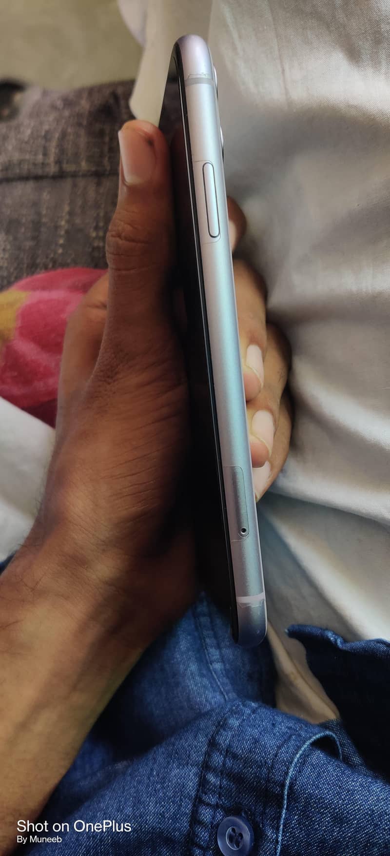 Apple iPhone 11 3