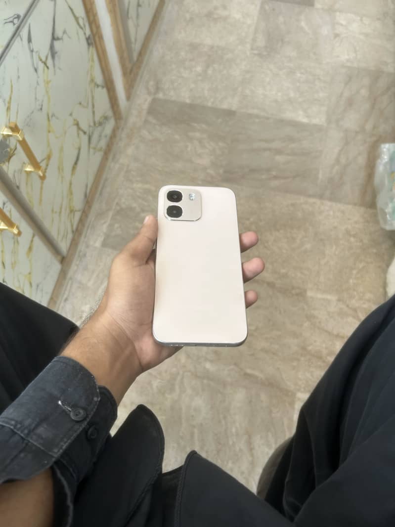 OPPO A6 1