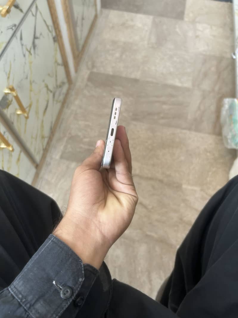 OPPO A6 3