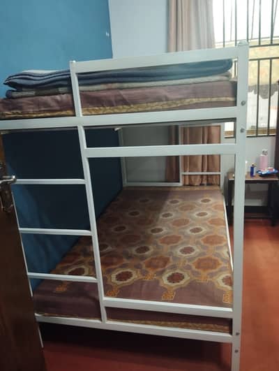 Bunker Bed With Matresss