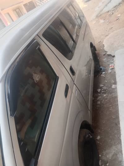 Toyota hiace 2010 model