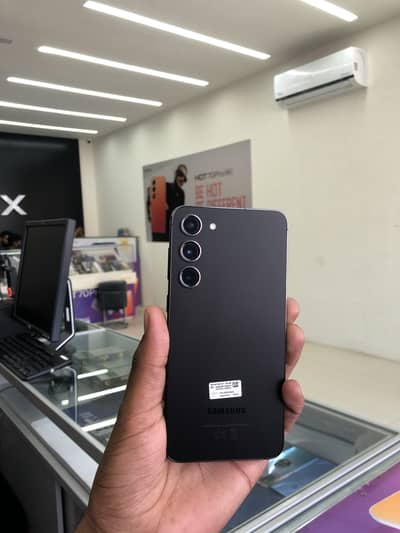 SAMSUNG S23 plus 8 256