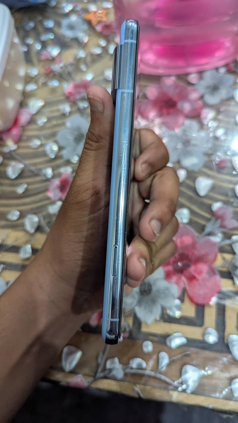 Google Pixel 8 Pro 3
