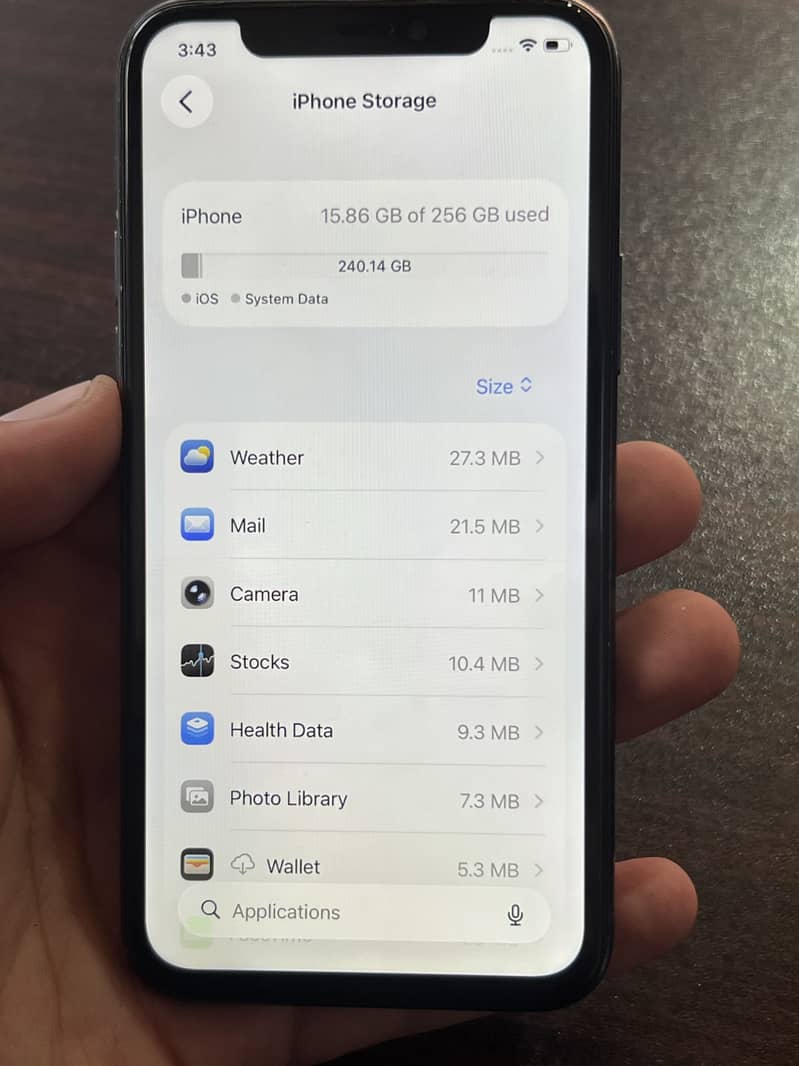 Apple iPhone 11 Pro 4