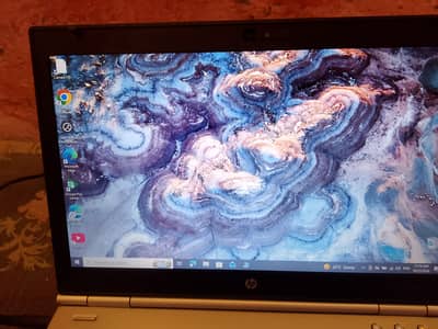 Dell Laptop For Sale - 10/10 Condition - Urgent Sale