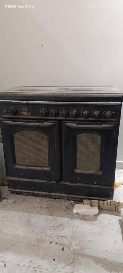 Indus Gas Oven and Cooker for Sale – Fully Working