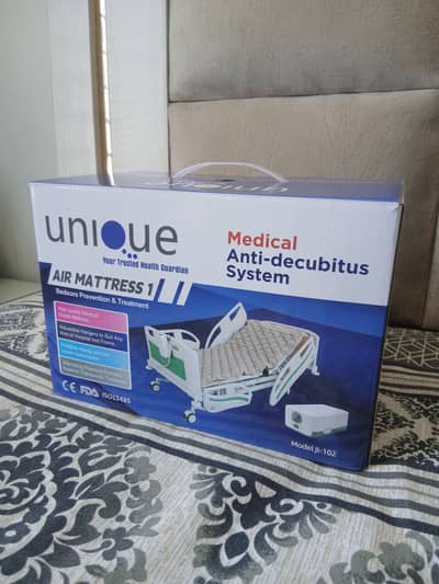 Medical air matress with 1 year warranty (slightly used about 2h)