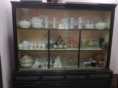 showccase for sale urgent very reasonable price