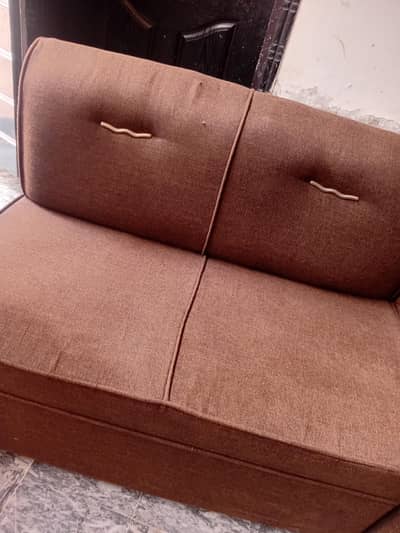 4 Seater Sofa Urgent  For Sale In good Condition