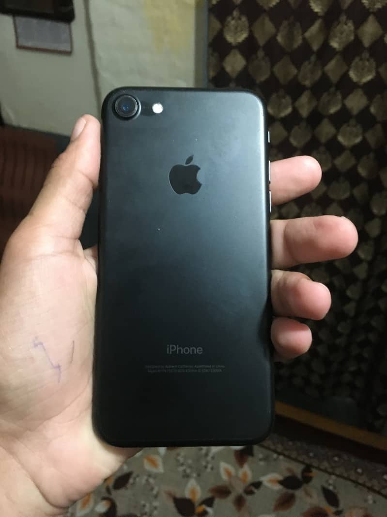 Apple iPhone 7 5