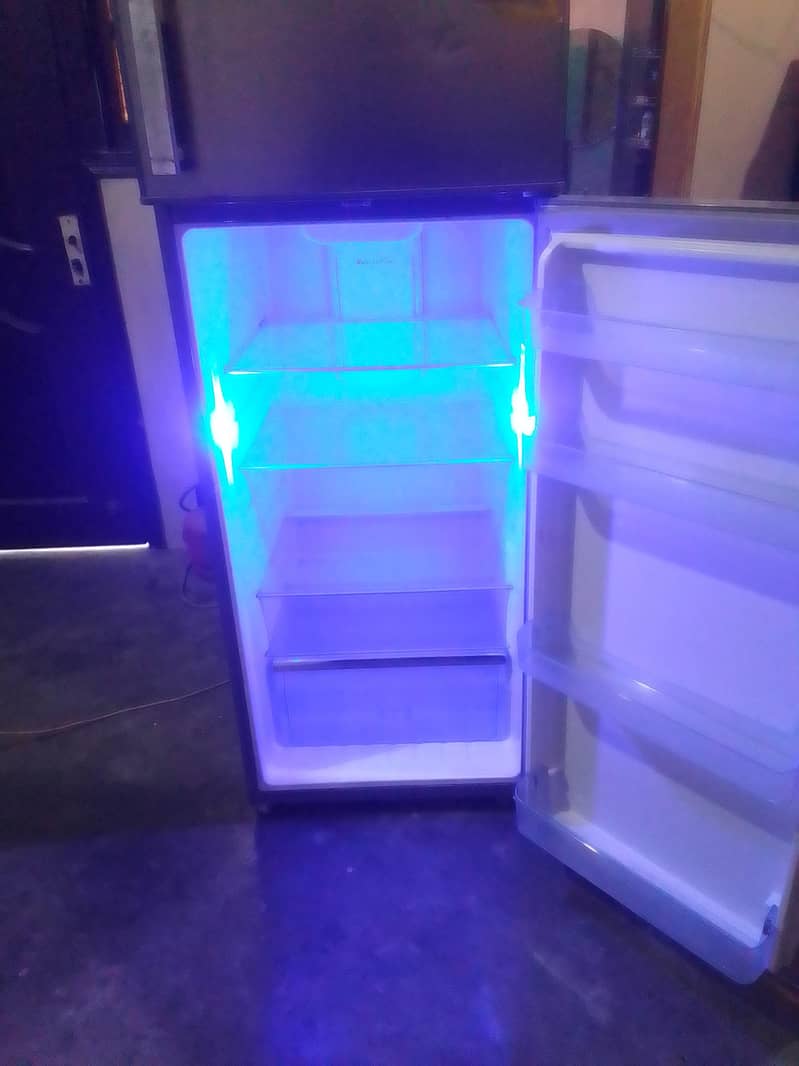 DANSAT Refrigerator 0
