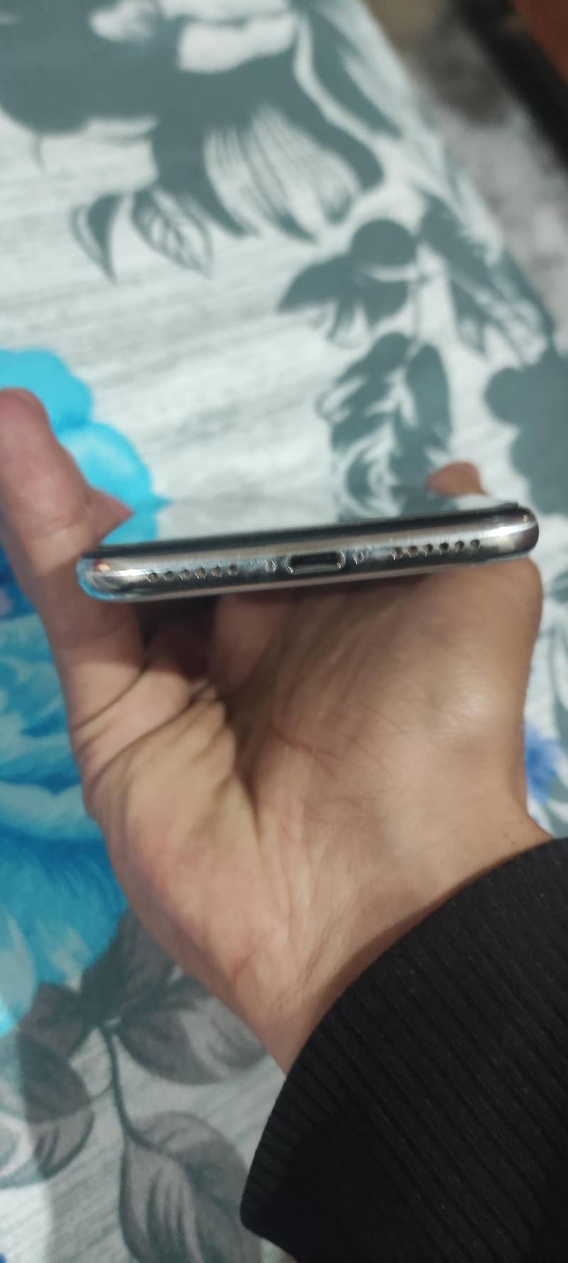 Apple iPhone X 5