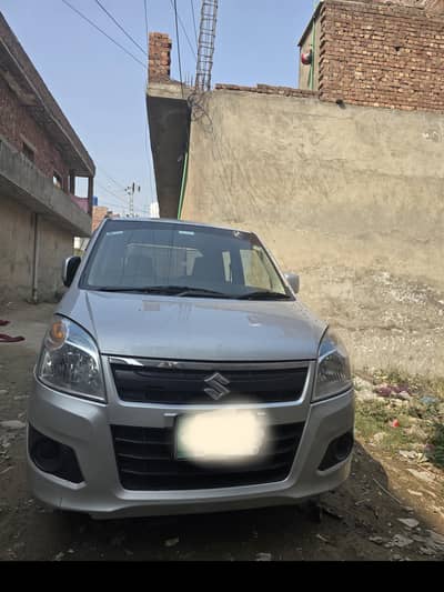 Suzuki Wagon R 2018 vxl complete genuine expect back 1 fender