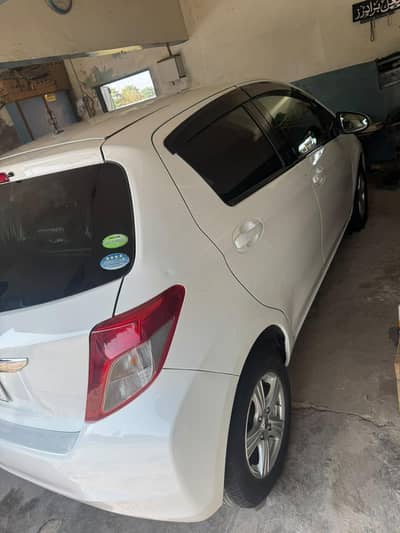 Toyota Vitz 2013
