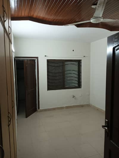G-11 Size 25*50 Double Story House For Rent Tile Flooring