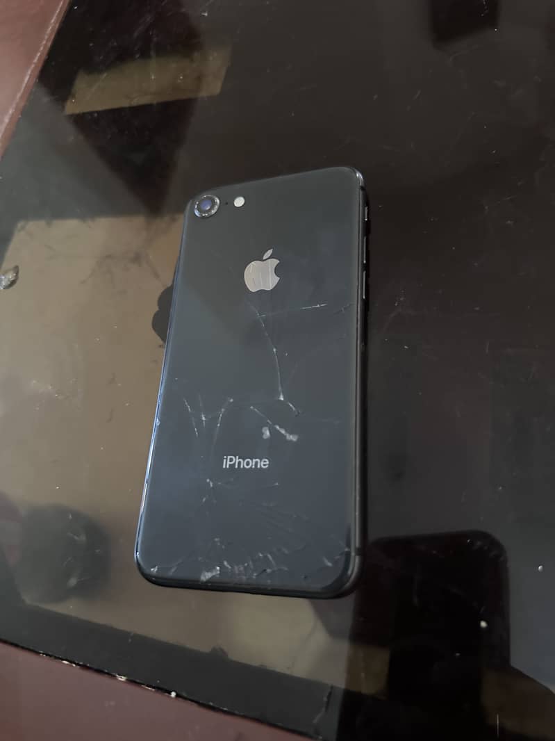 Apple iPhone 8 2