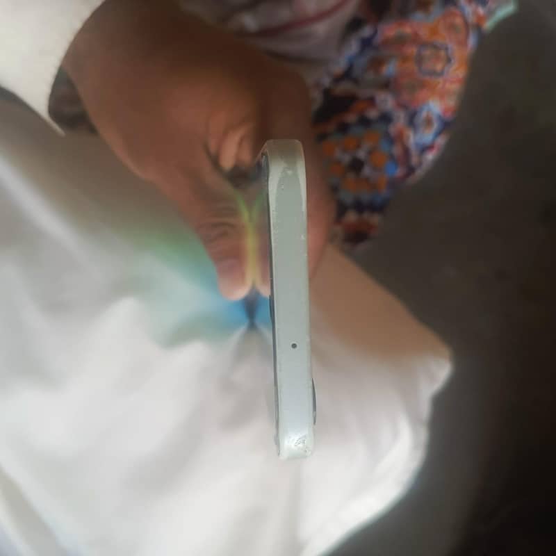 Samsung Mobile A16 3