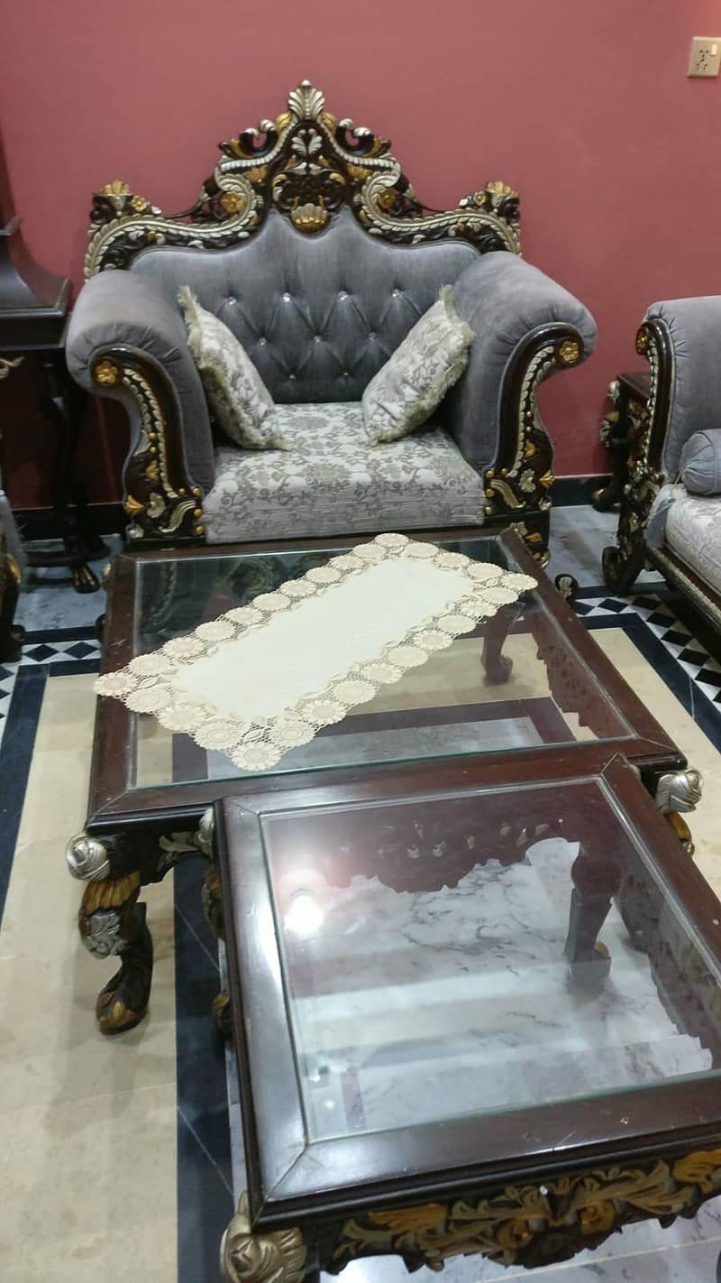 Victorian Sofa Design 2