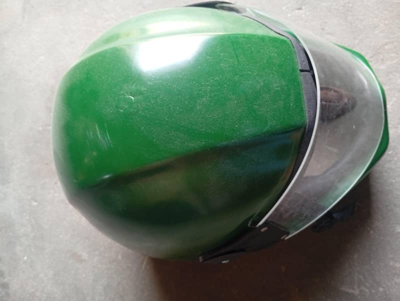 green helmet 0