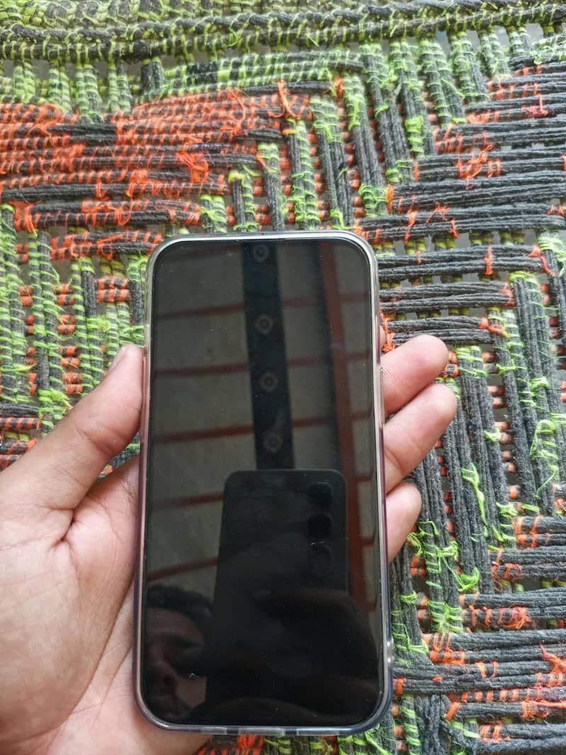 Apple iPhone 13 Pro 1