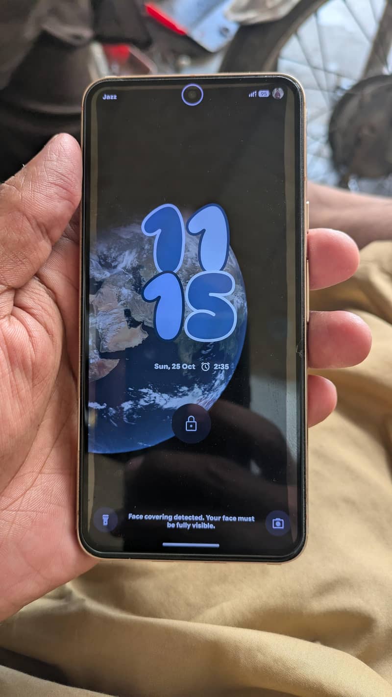 Google Pixel 8 3