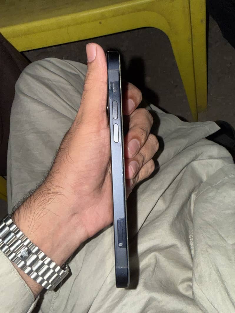 Apple iPhone 12 Jv 3