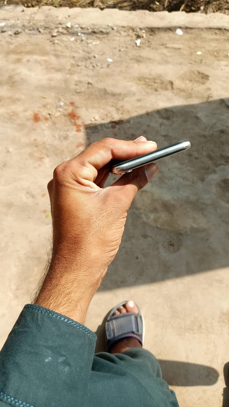 Apple iPhone X 1