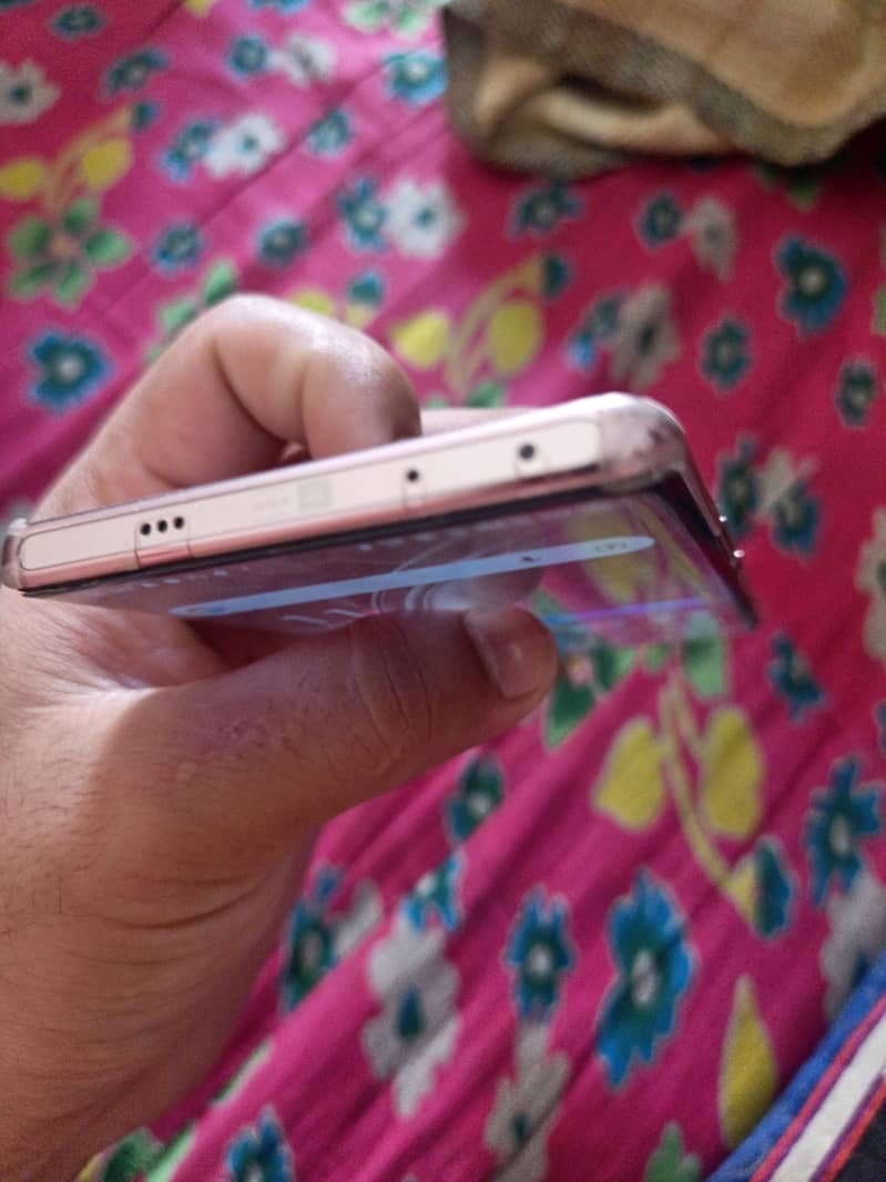 Infinix Zero 40 6