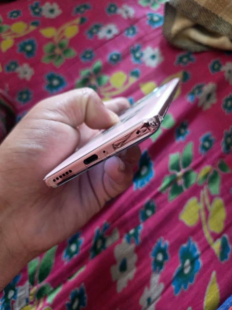 Infinix Zero 40 11