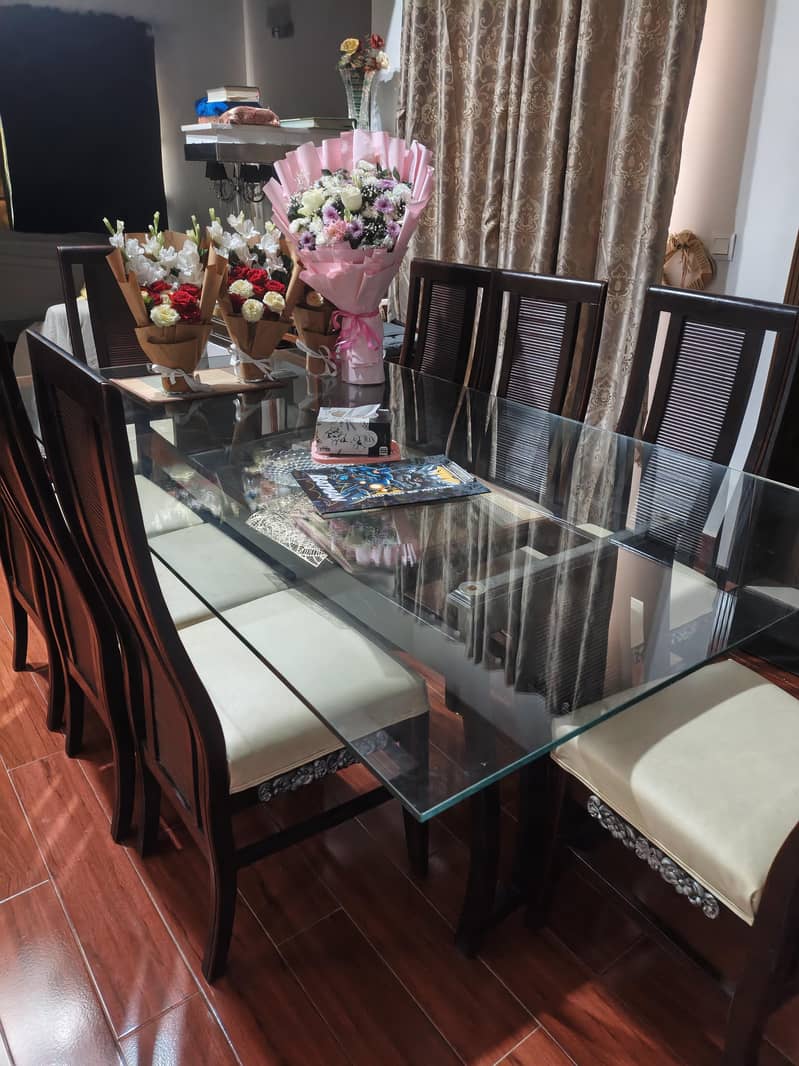 Dinning Table 0