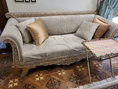 Luxuary 7-Seater Sofa Set Hand-Carved Wood, Velvet Upholstery