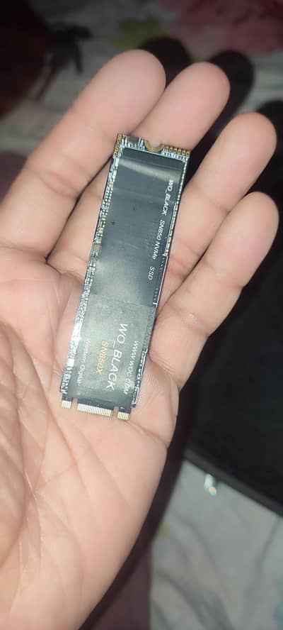 nvme 1 tb aviable 100% Health