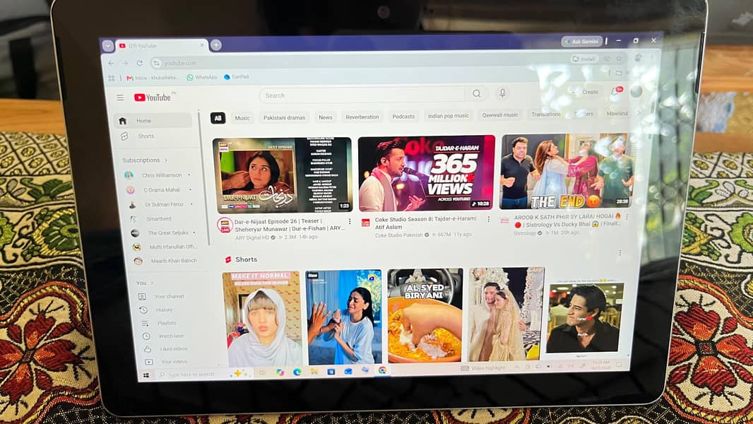 Microsoft Surface Go 1st Gen 8
