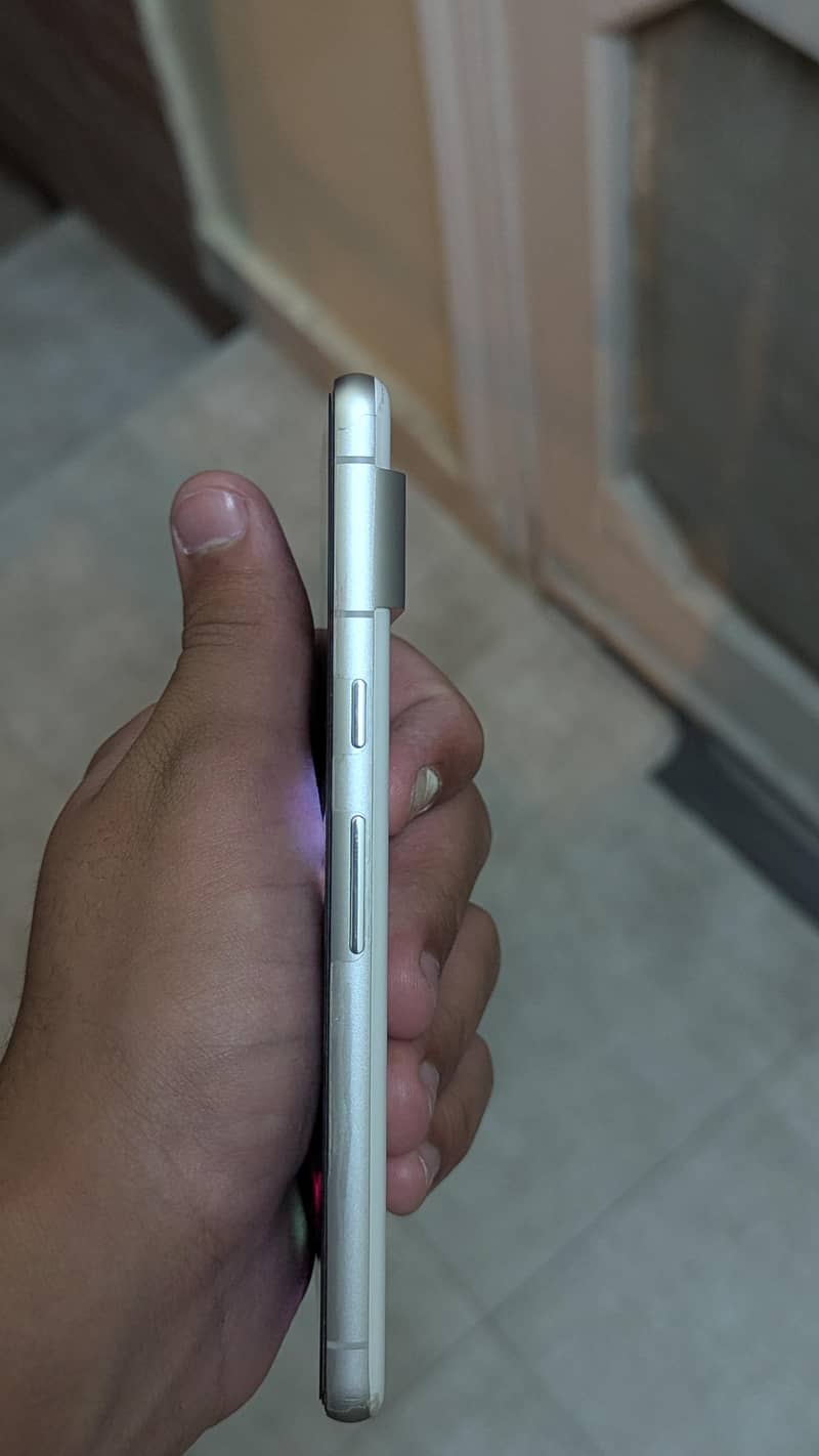 Google Pixel 7 6