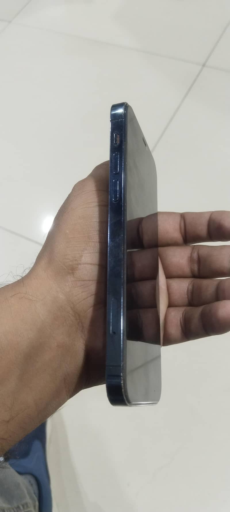 Apple iPhone 12 Pro 1
